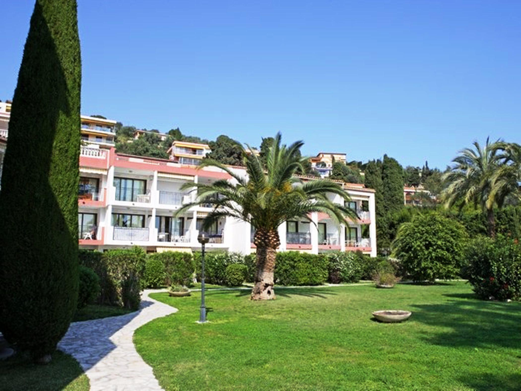 Residence Pierre & Vacances L'Ange Gardien วีลล์ฟรองซ์-ซูร์-แมร์ ภายนอก รูปภาพ