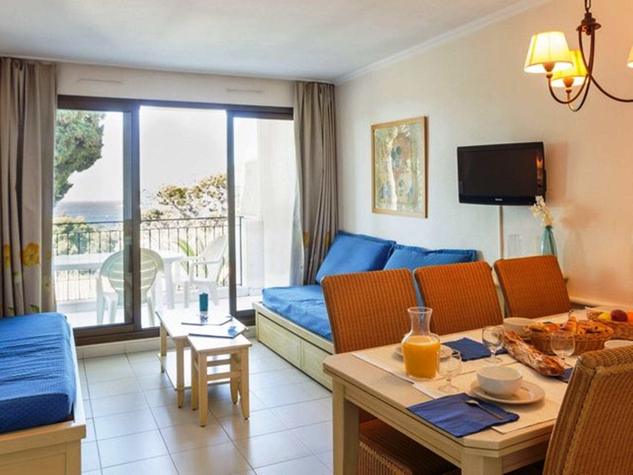 Residence Pierre & Vacances L'Ange Gardien วีลล์ฟรองซ์-ซูร์-แมร์ ภายนอก รูปภาพ
