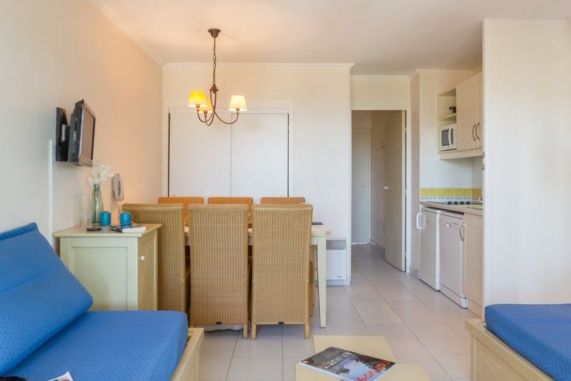 Residence Pierre & Vacances L'Ange Gardien วีลล์ฟรองซ์-ซูร์-แมร์ ภายนอก รูปภาพ
